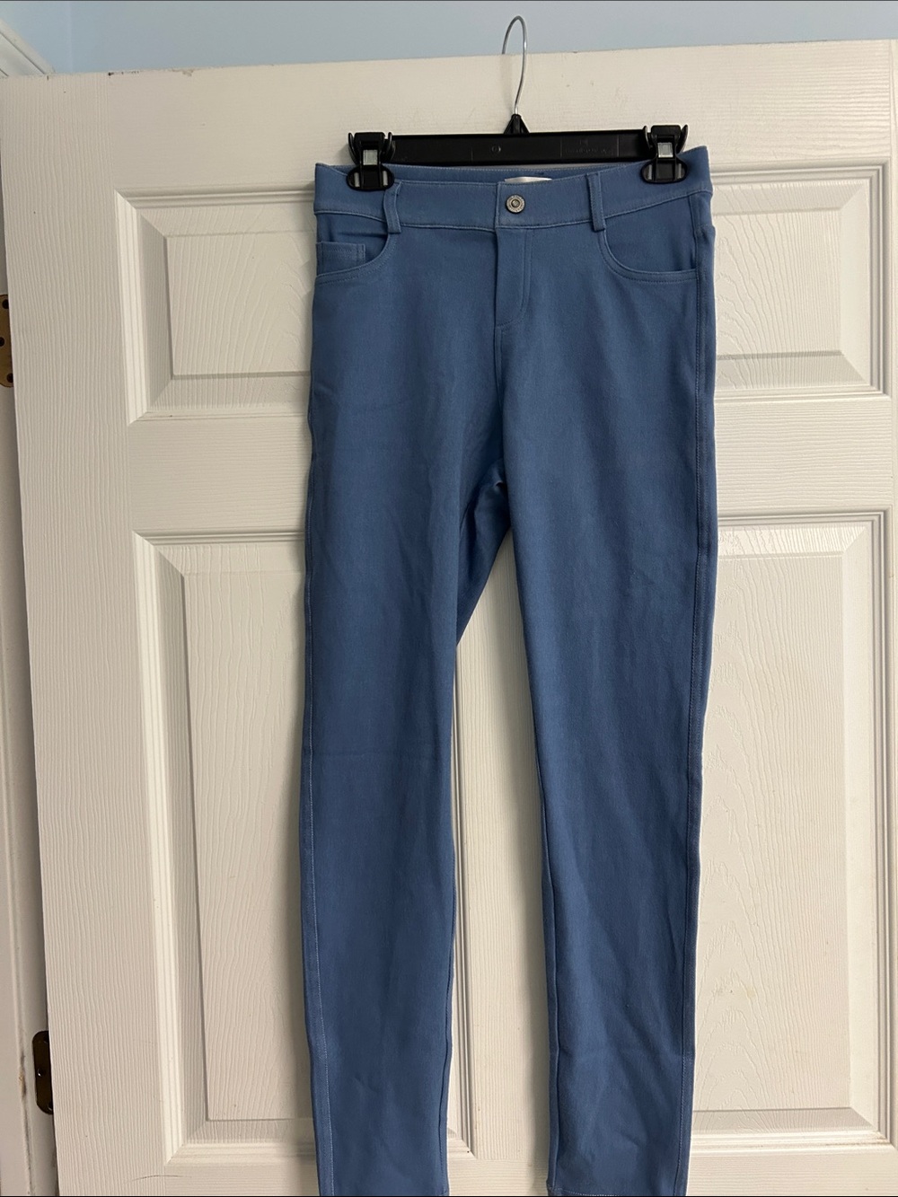 Skinny/stretchy jean like pants